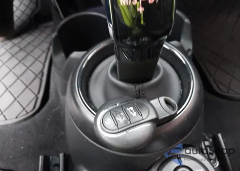 2024 Mini Hardtop Cooper S z USA, uszkodzony, nr VIN WMW53DK0XR2V65016